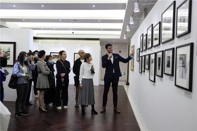 一世紀 思無極 融匯東西的藝術盛宴，紀念大師百年誕辰